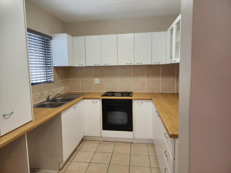 2 Bedroom Property for Sale in Parklands Western Cape